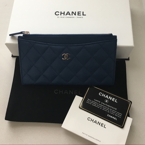 CHANEL Handbags - Chanel Classic Zip Wallet